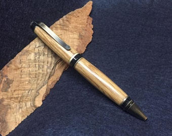 Handgemachte Bourbon Barrel Cigar Pen mit antikem Messing Hardware - hergestellt aus Ihrer Wahl von Bourbon Holz Geschmack!