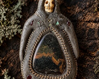 Tiger’s Eye Amulet Pendant - Metamori Jewelry