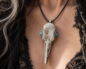 Bird Skull Pendant - Metamori Jewelry