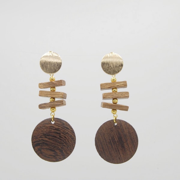 Big wood statement earrings | boho stud earrings | asymmetric earrings | unusual earrings | natural earrings | wood earrings | shabby chic