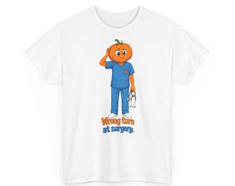 T-shirt met pompoen-mensfiguur die verdwaald is in de buitenlucht – Verkeerde afslag bij de operatie, grappig T-shirt met graphic print (unisex)