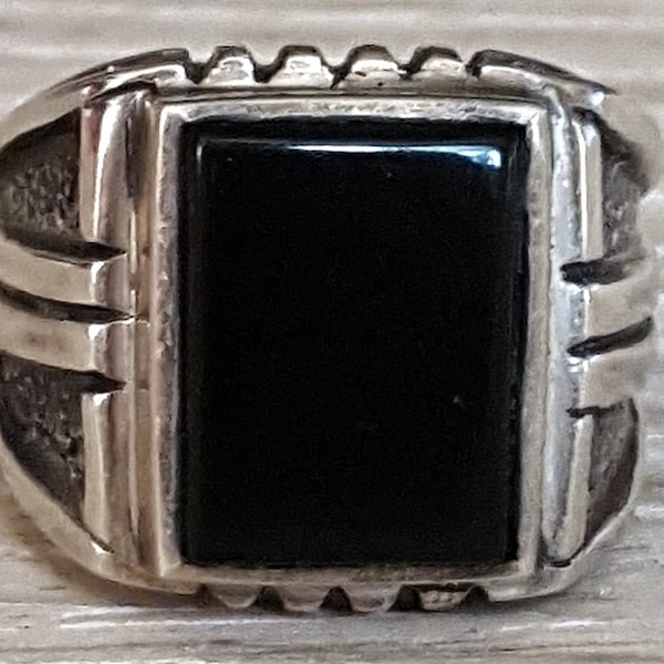 Bague en argent Sterling lourdes étoiles chevaliers gros Pierre. Bague avec Rocker Biker Style viril. "BOLD" et fort achètent en vente maintenant sur Etsy !