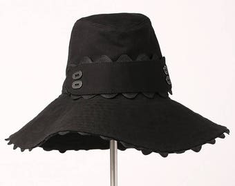 Black cotton canvas extra wide brim floppy hat with ric rac trim