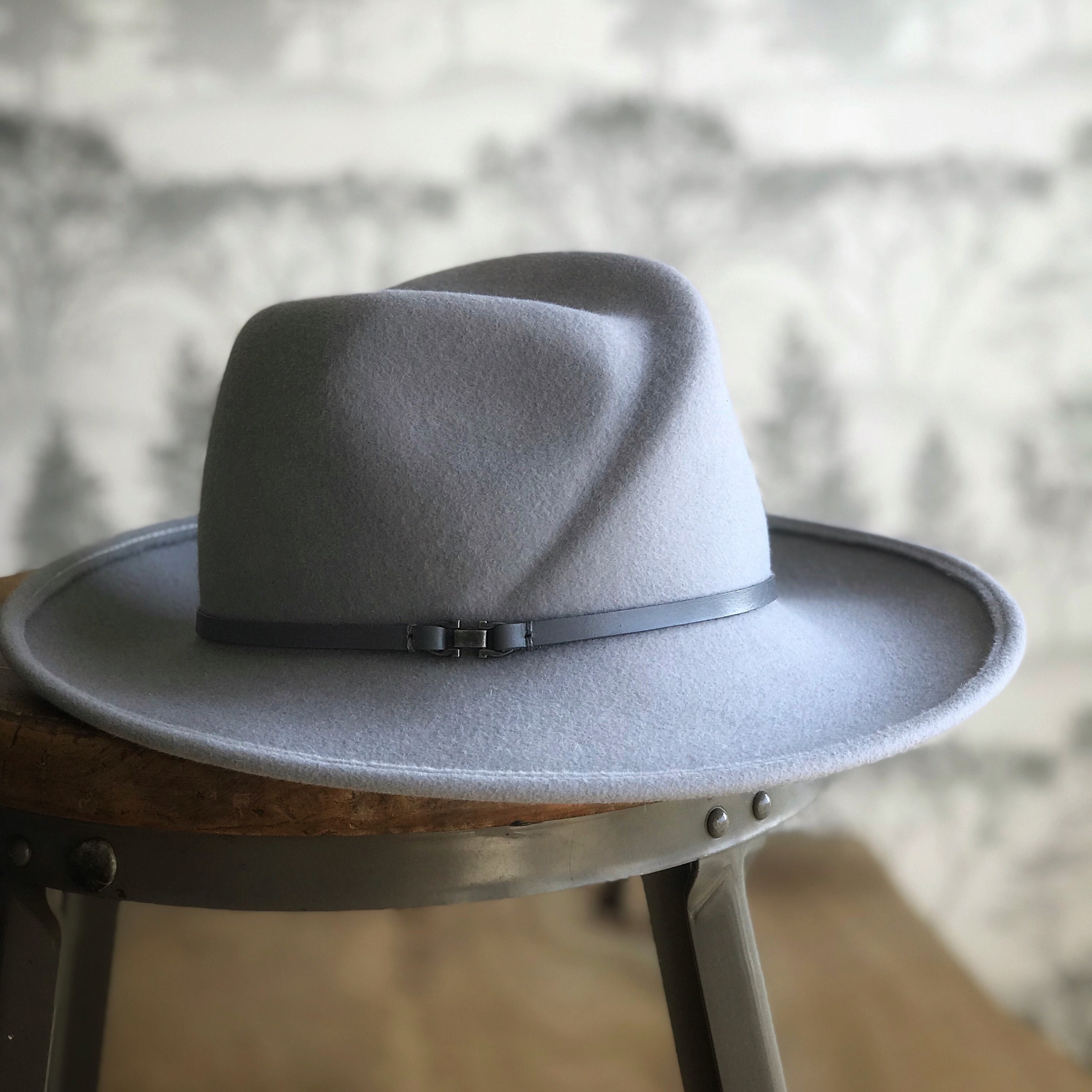 Unisex Front Crease Asymmetrical Fedora 