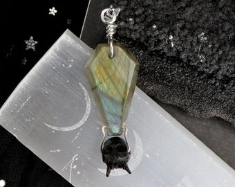 Labradorite Coffin Pendant: Sterling Silver 925 with Skull Detail
