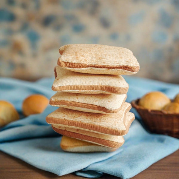 Play Kitchen and Market Toasted Bread 2-teiliges handgefertigtes Textilspielzeugset für Kinder. Hergestellt in Dänemark