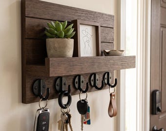Key Holder for Wall with Shelf, Entryway Organizer with 5 Hooks, Wooden Key Rack, Front Door Storage, Housewarming Gift.