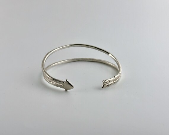 Tai - Arrow cuff bracelet - Norbu
