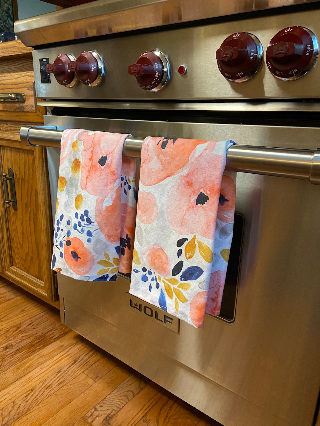 Giftologists - Introducing an artful new take on the kitchen tea towel. 💦  Made from post-consumer recycled materials, these new sustainable 𝗚𝗘𝗢𝗠𝗘𝗧𝗥𝗬  tea towels will be the last tea towel you will