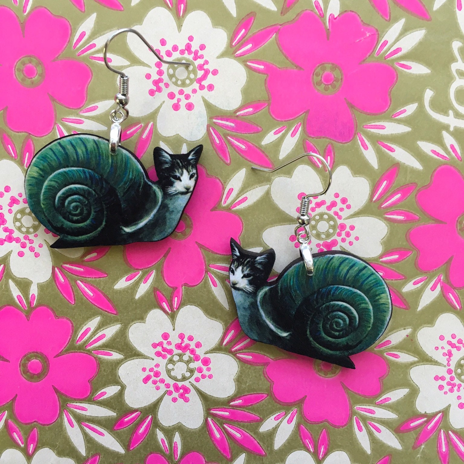 Weird Cat Earrings, Snail Jewelry, Kitschy Cat Lover Gifts, Funny Jewelry, Kitsch Cat Mom Gift, Illustrated Laser Cut Wood, Clip Ons Cats - Thumbnail 3