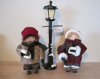 Table Top Handmade Christmas Carolers Singing Under Lamp Post Perfect for Foyer or Mantle Display