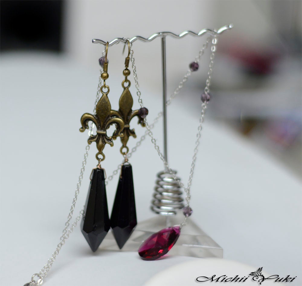 Sailor Moon Black Lady Crystal Dark Moon Kingdom Earrings - Etsy