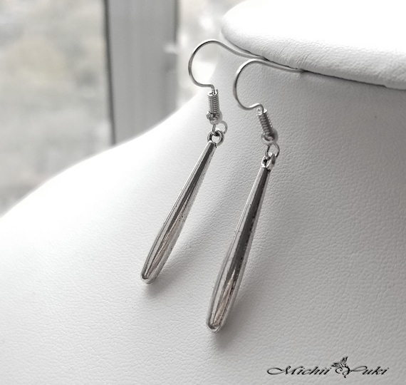 Black stone, rhomboid Silver drop Earrings – Shilphaat.com