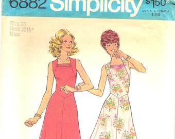Vintage 70s Pattern. 1970s Simplicity 6882 Pattern, Vintage Sewing Pattern, 70s Dress Pattern, Bust 32.5