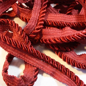 3/8 &quot;  Bordeaux Red Flanged Piping Cord Fringe Trimmings | 10 mm - 0.39 inches, Per Yard