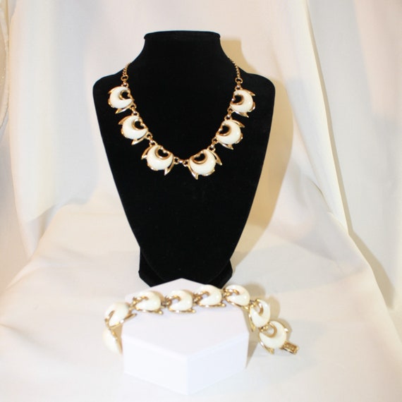 Necklace and Bracelet Set Gold Tone White Enamel … - image 7