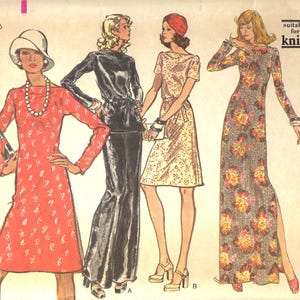 70s Vogue 8615 Knit Tunic, Dress and Pants Sewing Pattern - Bust 34