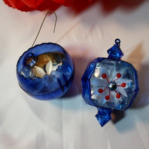 Vintage 50s Diorama Blue Floral Christmas Ornaments, Mid Century, Set of Two image 2