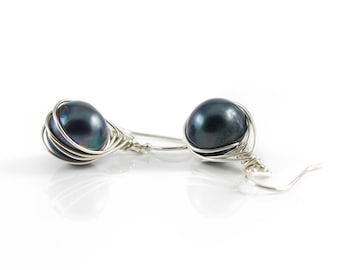Black Pearl Earrings, Mother's Day Gift, Pearl Herringbone Earrings Sterling Silver, Freshwater Pearls, Birthstone Gift