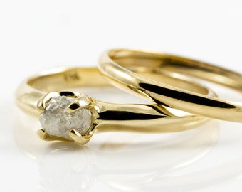 Set of Wedding Rings - 14K Gold with White Natural Diamond - Simple Design Unfinished Raw Diamond Ring - Engagement Ring