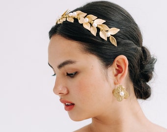 HARIETTE | 18ct Gold Leaf Bridal Wedding Headband, Gold Headpiece, Floral Crown, Boho Headband, Beach Wedding, Bridesmaids Headpiece, Comb