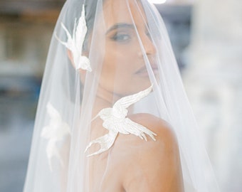 PASSERINE | Delicate Swallow Bird Drop Veil