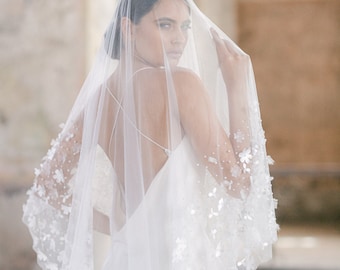 SERAPHINE | Silk Flower Drop Veil