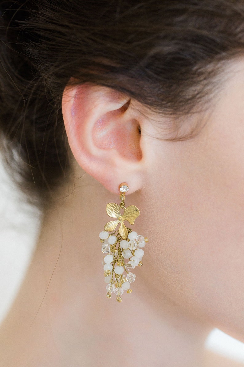 FONTEYN Orchid drop moonstone cluster earrings, statement earrings, wedding earrings, bridal earrings, drop earrings, floral image 2