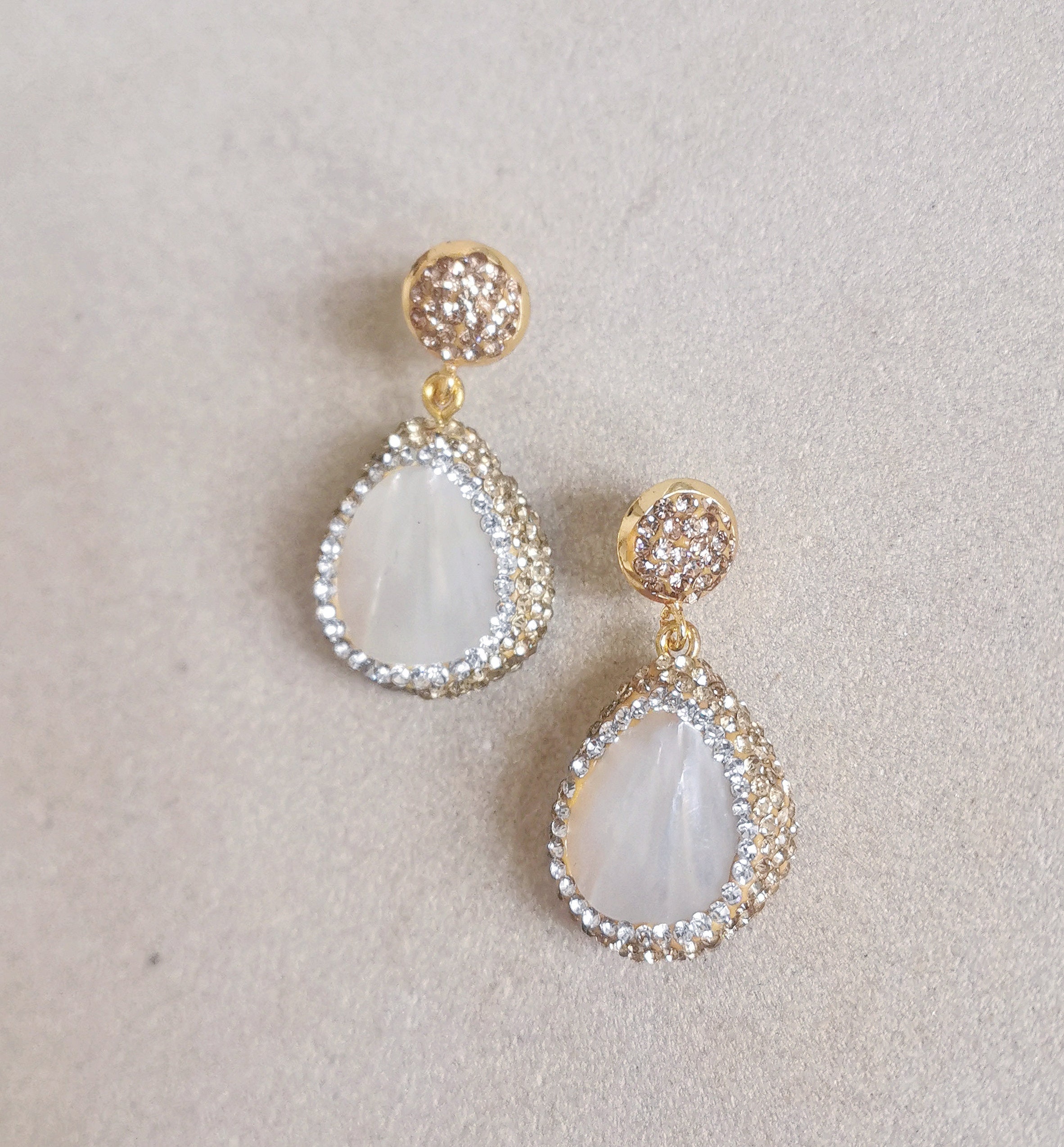 CALLAN Mother of Pearl Earrings 