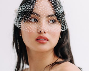 NEVE | Pearl Birdcage Visor Veil, Wedding Veil, Bridal Birdcage Veil, Modern Veil, City Wedding Veil, French Veil, Short Veil, Vintage Veil