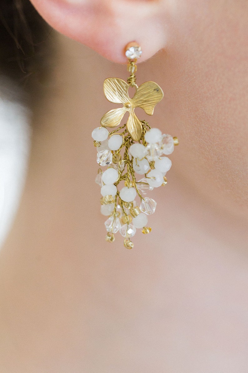 FONTEYN Orchid drop moonstone cluster earrings, statement earrings, wedding earrings, bridal earrings, drop earrings, floral image 3