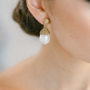 POEME Baroque Pearl Earrings image 3
