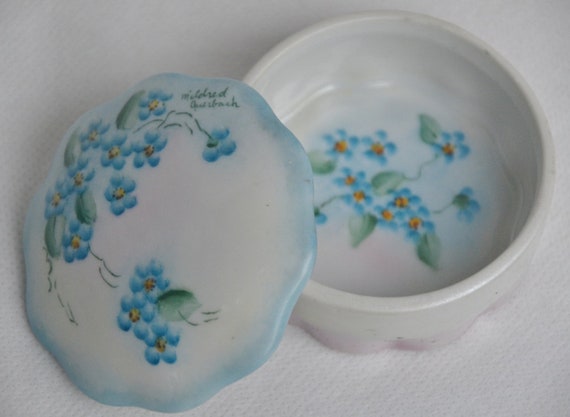 Trinket Dish Mildred Auerbach Porcelain Small Cov… - image 10