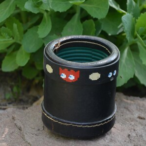 Dice Cup RARE Pac Man Vintage Black Leather 1980s Green Ribbed Interior eb3792