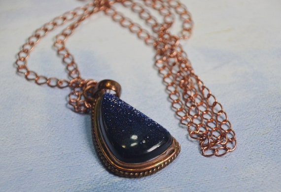 Gorgeous Stunning Necklace Copper and Shimmery Bl… - image 2