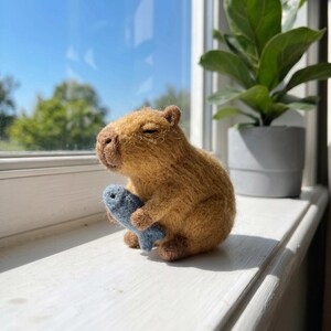 Capybara Needle Felting Kit for Beginners | Wool Supplies+Step Guide, DIY Craft, Stress Relief Hobby, Gift for Crafters, Birthday Present