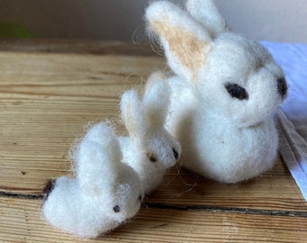 Needle-felted rabbits 3 options white