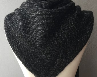 New wool alpaca tweed triangular cloth stole shoulder cloth knitted black knitted shawl triangle