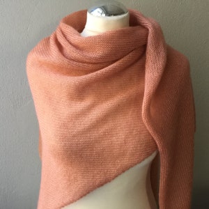 Feather-light triangular shawl, stole, shoulder shawl, scarf, mohair, silk, women, girls, light salmon-colored image 6