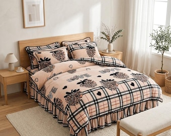 Pink Leopard Strawberry Bedding Set, Milk Velvet Duvet Cover, Cozy Winter Fleece Bed Linen, Kawaii Plaid Bedroom Decor, Gift for Her
