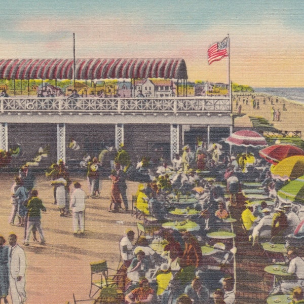 VIRGINIA BEACH, Virginia, Surf CLUB, Vintage Linen Postcard, c. 1940s, Frank g. Ennis Paper Co.