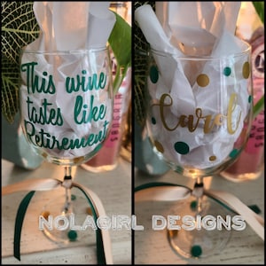 Retirement Gifts, Gifts for Retired Coworkers, Teachers, Nurses or Mom, Happy Retirement Gifts, Funny Wine Glass, Personalized wine glass