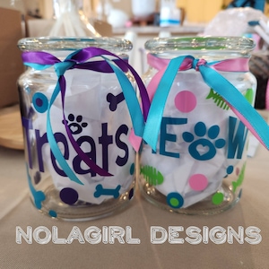 Pet treat Jar, Dog Treat Container, Cat Treat Jar, Personalized Pet Gifts, Bones and fish decorated jars, Storage for dog treats, Pet Gifts
