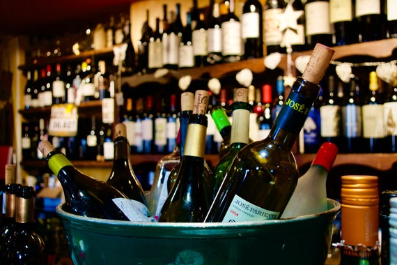 Botellas de vino español, Spanish Wine Bar, José Pariente, Tapas Bar, Limited Edition Photo