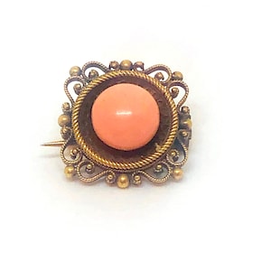 18k ANTIQUE VICTORIAN BROOCH - Solid Yellow Gold - Circle Floral Design - Flawless Coral Cabochon - Rare and Unusual -  Original C Clasp