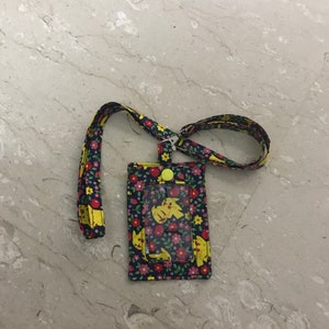 Bolsa de identificação com cordão para cartão Pikachu