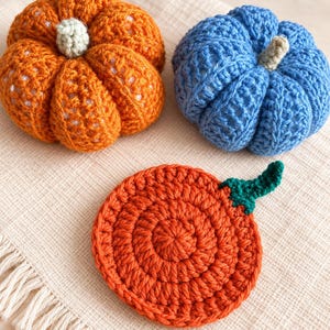 Crochet Pumpkin Coaster Pattern PDF, Easy Beginner Fall Mug Rug Illustrated Tutorial
