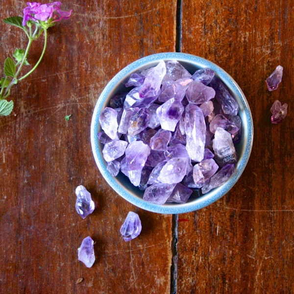 Rough Amethyst Points Raw Purple Crystal Specimen Healing Crystal Points for Intuition, Sleep Meditation Wicca Stones Third Eye Chakra