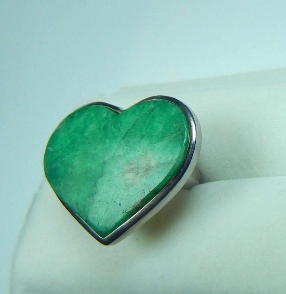 Colombian Emerald Ring Heart Shape 21.00 Cts Silve