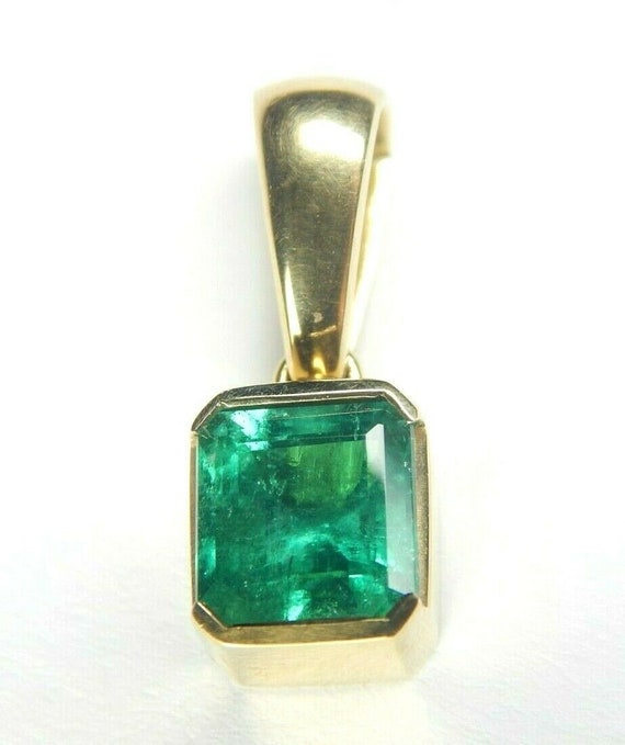 Colombian Natural Square Emerald Pendant 1.74 Cts 